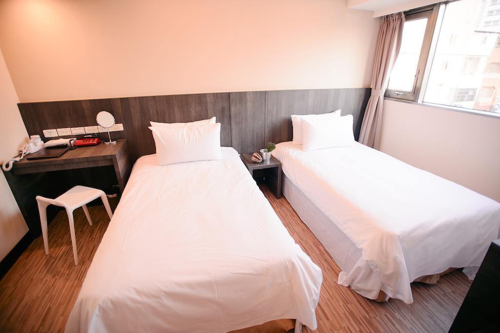 Kiwi Express Hotel - Chenggong Rd Taichung Zimmer foto